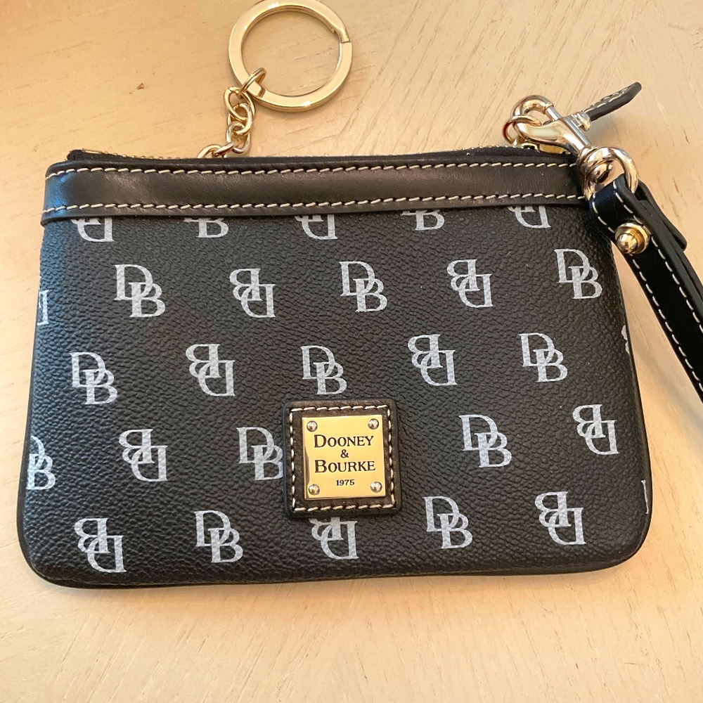 Dooney & Bourke Leather Wristlet bag